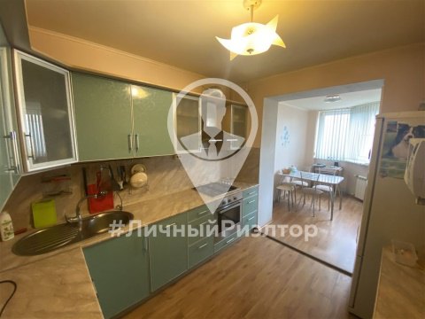 4-к квартира, 3/9 эт., 100м²