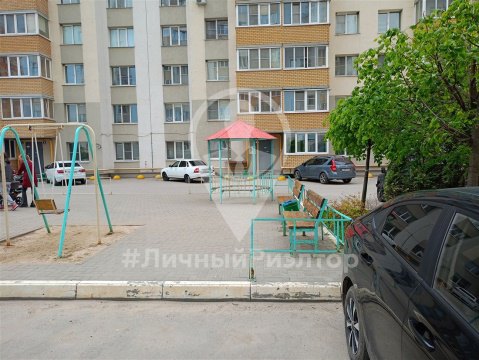 2-к квартира, 4/10 эт., 62м²