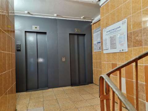 2-к квартира, 8/12 эт., 40м²