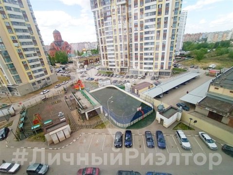 2-к квартира, 8/24 эт., 70м²