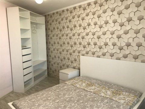 2-к квартира, 17/24 эт., 58м²