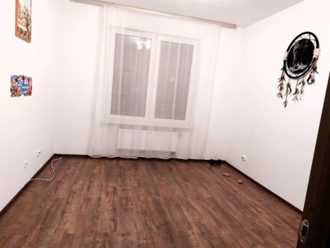 2-к квартира, 20/25 эт., 60м²