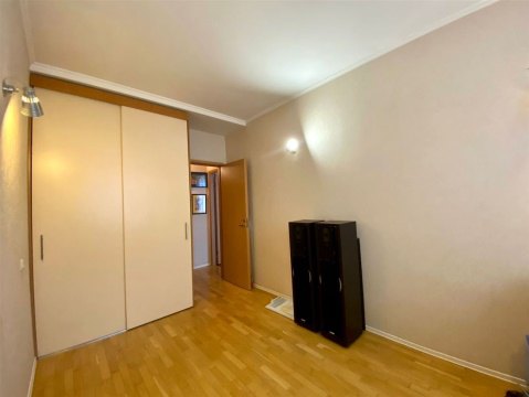 3-к квартира, 5/5 эт., 91м²