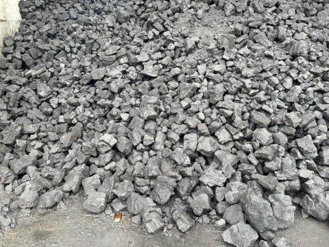 Уголь, каменный, кокс, навалом и в мешках