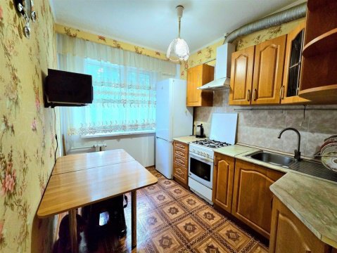 2-к квартира, 2/5 эт., 50м²