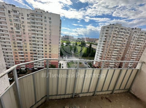 2-к квартира, 12/14 эт., 75м²