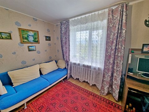 3-к квартира, 5/6 эт., 59м²