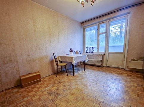 2-к квартира, 2/12 эт., 50м²