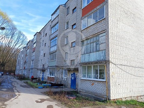 2-к квартира, 1/5 эт., 48м²