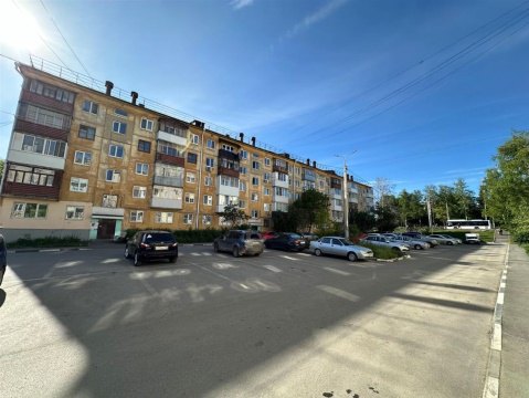 2-к квартира, 4/5 эт., 45м²