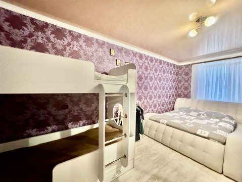 2-к квартира, 3/5 эт., 56м²