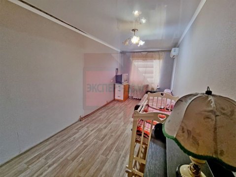 3-к квартира, 5/5 эт., 57м²