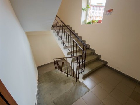 2-к квартира, 5/9 эт., 52м²