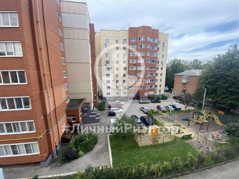 4-к квартира, 3/9 эт., 100м²