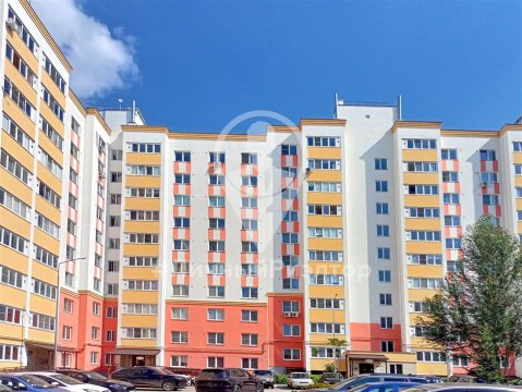 2-к квартира, 9/10 эт., 53м²