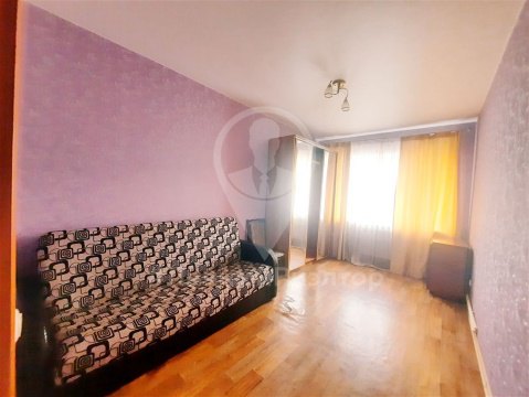 2-к квартира, 4/10 эт., 56м²