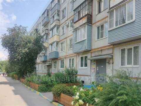 3-к квартира, 1/5 эт., 62м²