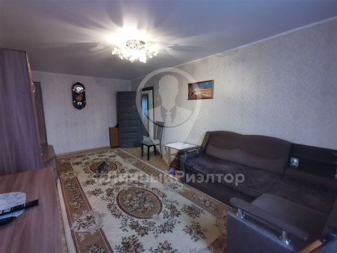 3-к квартира, 1/1 эт., 73м²