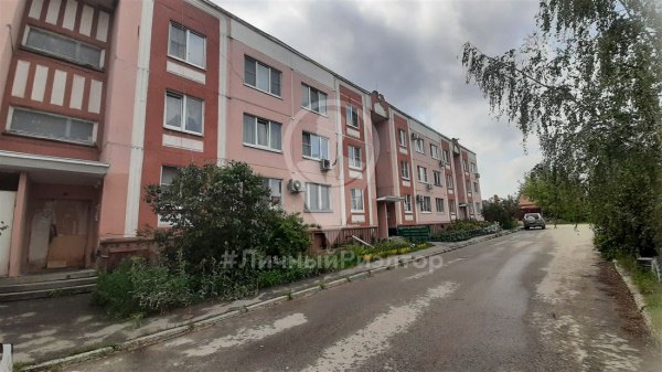 2-к квартира, 1/3 эт., 53м²