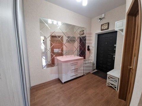 2-к квартира, 2/3 эт., 63м²