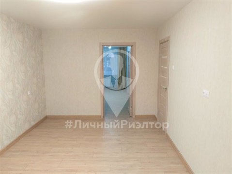 2-к квартира, 1/5 эт., 45м²