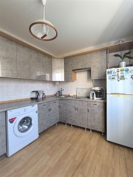 2-к квартира, 2/5 эт., 55м²