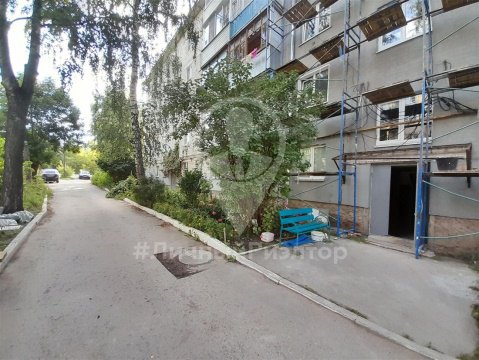 2-к квартира, 5/5 эт., 46м²