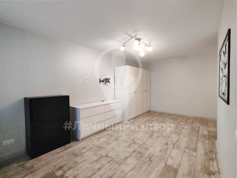 3-к квартира, 2/5 эт., 61м²