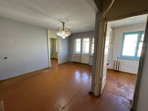 2-к квартира, 4/5 эт., 45м²