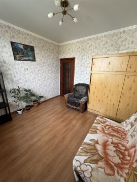 3-к квартира, 5/5 эт., 76м²