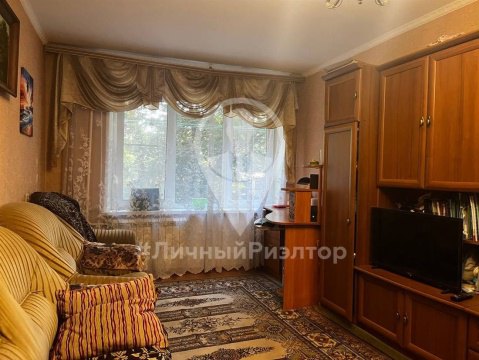 3-к квартира, 1/5 эт., 61м²