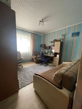 3-к квартира, 5/5 эт., 81м²