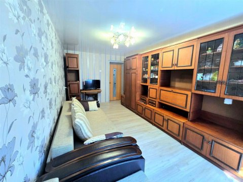 2-к квартира, 1/5 эт., 47м²