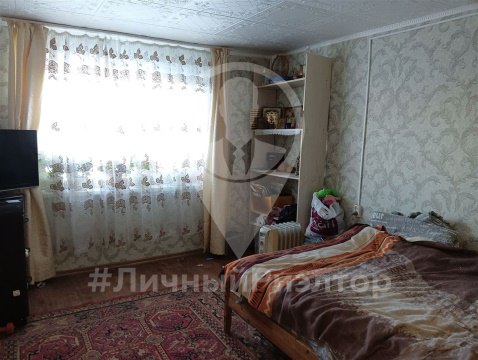 Дом 220м², участок 8 сот.