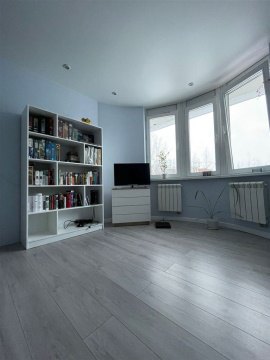 2-к квартира, 4/7 эт., 70м²