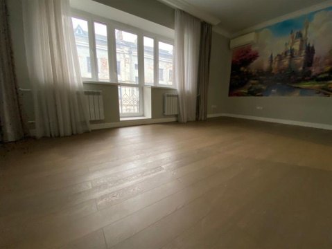 3-к квартира, 3/4 эт., 130м²