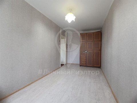 3-к квартира, 5/5 эт., 62м²