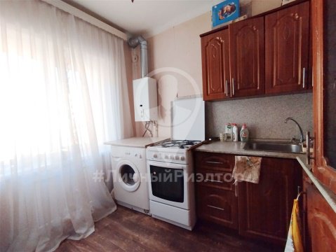 2-к квартира, 4/4 эт., 44м²