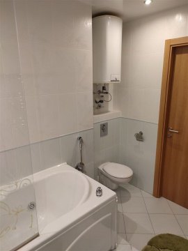 3-к квартира, 8/10 эт., 96м²