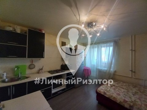 1-к квартира, 7/10 эт., 55м²