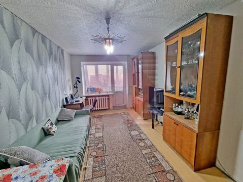 3-к квартира, 5/5 эт., 57м²