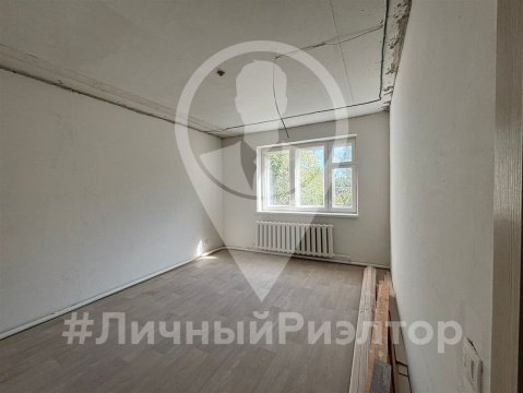 3-к квартира, 1/2 эт., 56м²