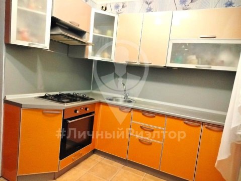 3-к квартира, 4/5 эт., 71м²