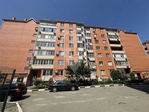 2-к квартира, 4/7 эт., 56м²