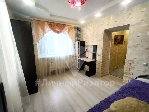 2-к квартира, 2/10 эт., 70м²