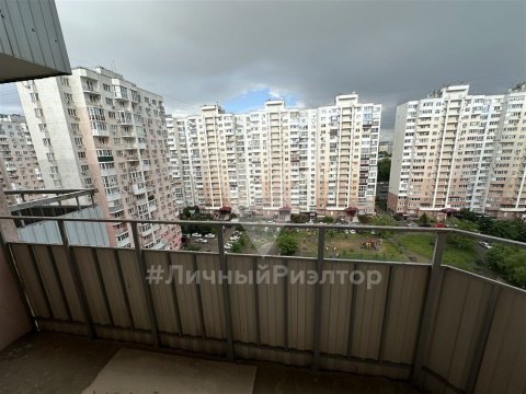 2-к квартира, 12/14 эт., 75м²