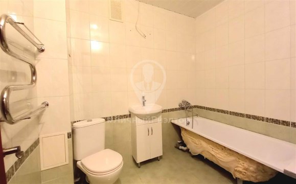 1-к квартира, 8/10 эт., 40м²