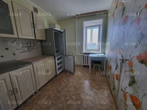 2-к квартира, 9/9 эт., 50м²