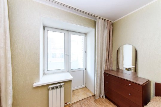 2-к квартира, 3/5 эт., 52м²