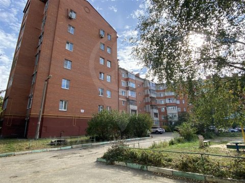 2-к квартира, 2/6 эт., 64м²